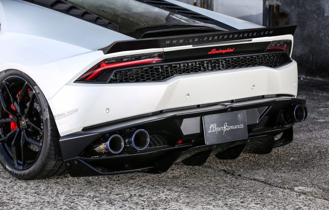 LB★PERFORMANCE Lamborghini HURACAN