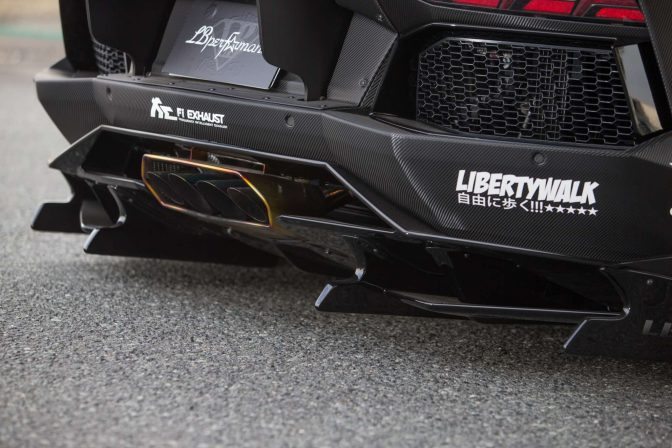 LB★performance Lamborghini Aventador Rear Diffuser Ver. 2 (LP 700-4)