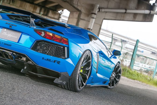 Lamborghini Aventador LP 700-4 Liberty Walk Rear Diffuser