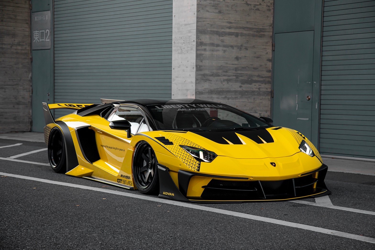 LB☆Silhouette Works Lamborghini Aventador GT EVO Body Kit