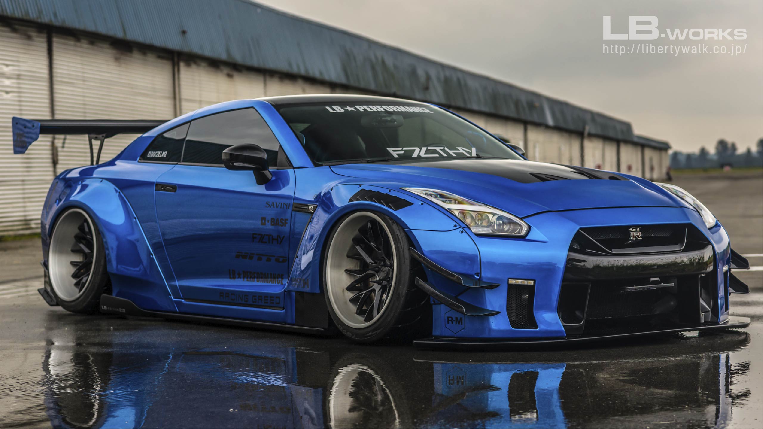 LB☆Works Nissan GT-R R35 Type 2 Body Kit | Liberty Walk