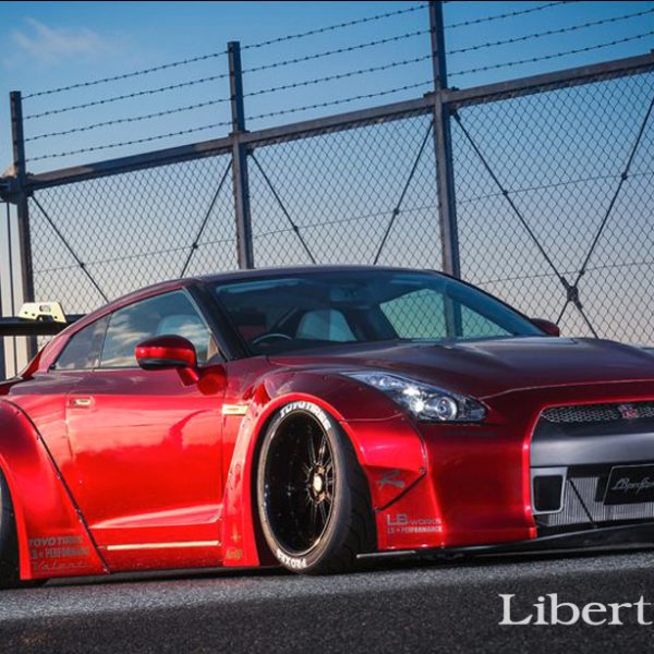 Liberty Walk Body Kits | Nissan