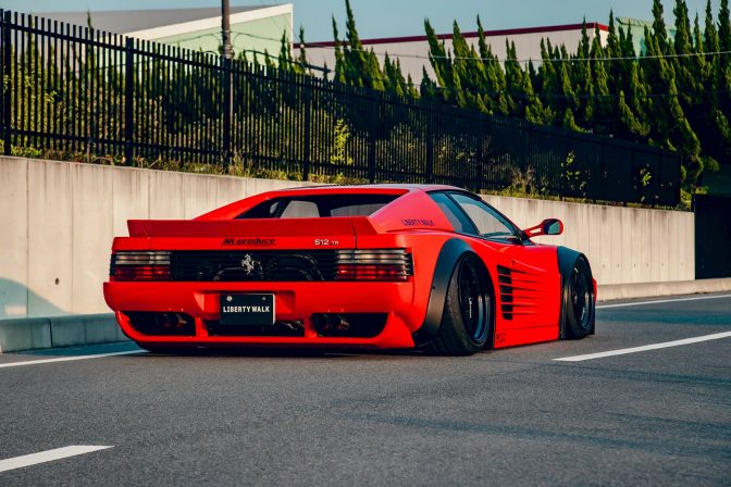 Liberty Walk Ferrari 512 TR