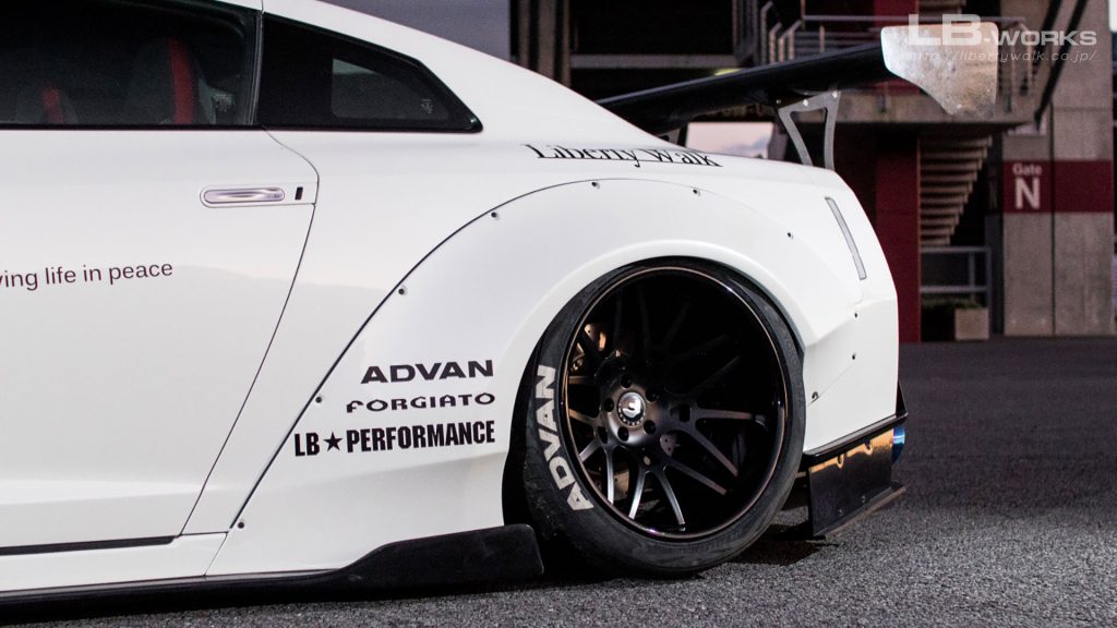 LB★Works Nissan GT-R R35 Type 2 Body Kit