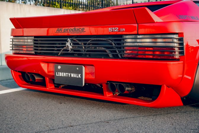 Liberty Walk Ferrari 512 TR