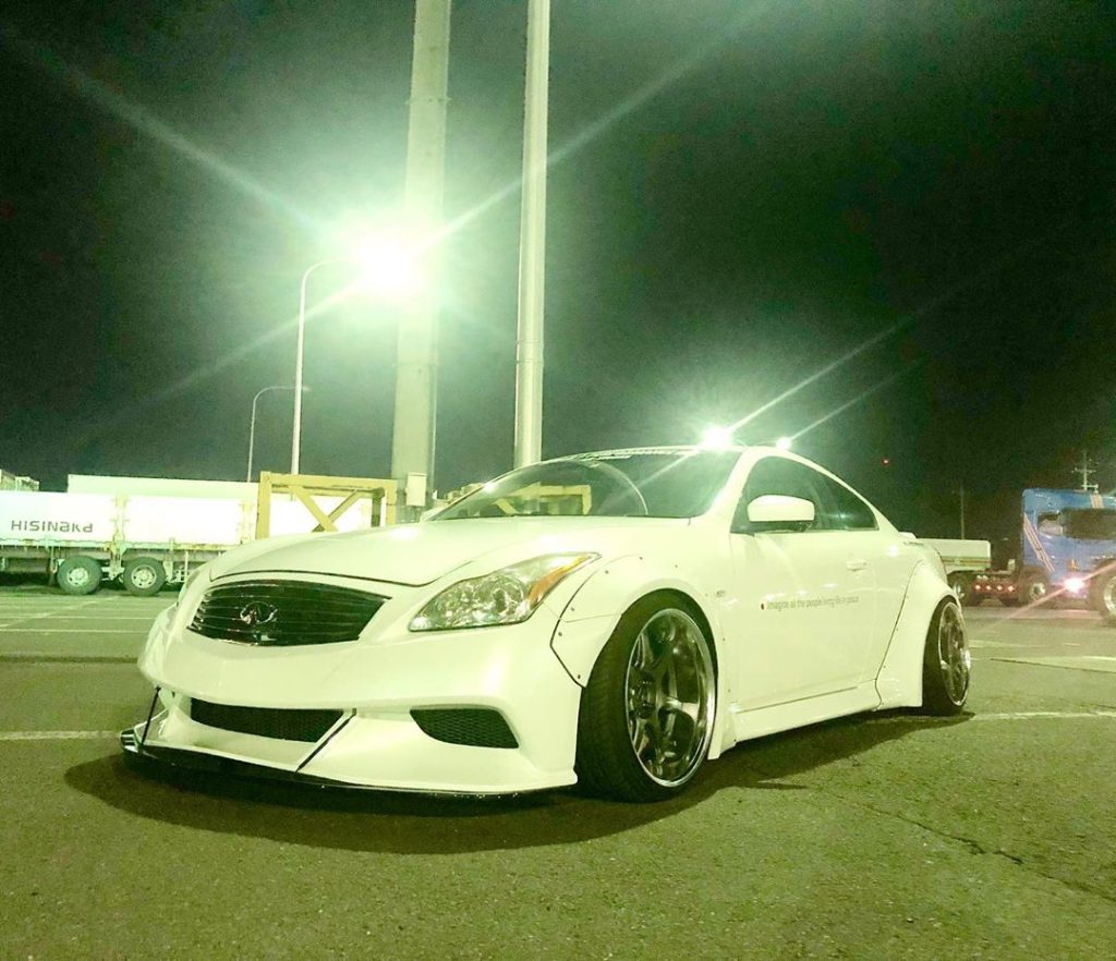 Liberty Walk Infiniti G37 Body Kit