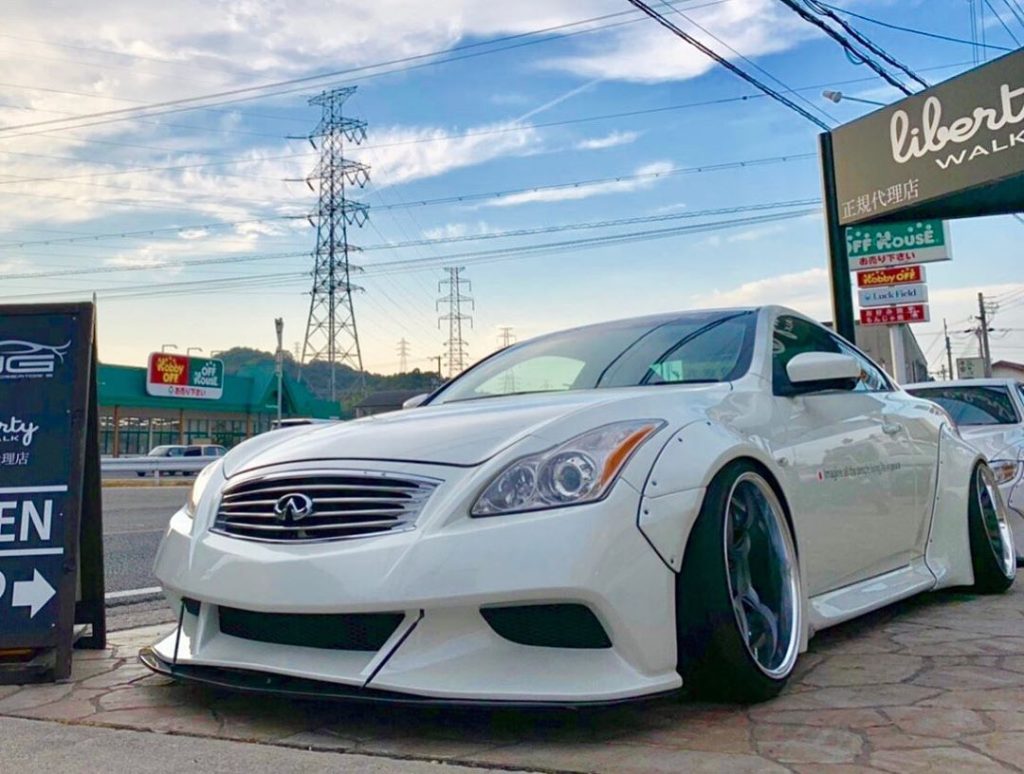 Liberty Walk Infiniti G37 Body Kit