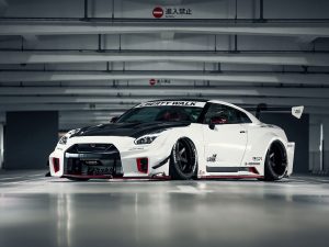 LB★Silhouette Works GT 35GT-RR Body Kit