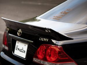 Liberty Walk K-BREAK Toyota Crown Spoiler
