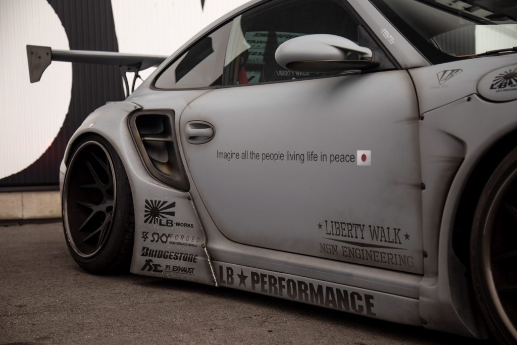 Liberty Walk Porsche 911 Turbo Ver. 1 Body Kit