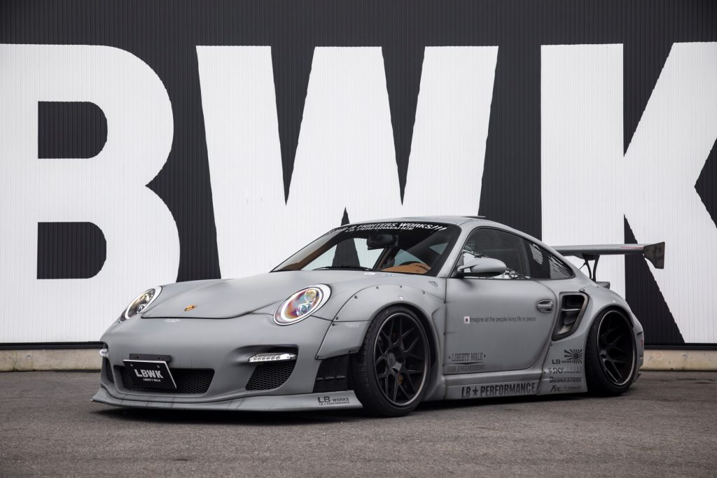 Liberty Walk Porsche 911 Turbo Ver. 1 Body Kit