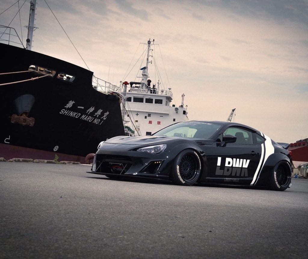 Liberty Walk FRS/86/BRZ