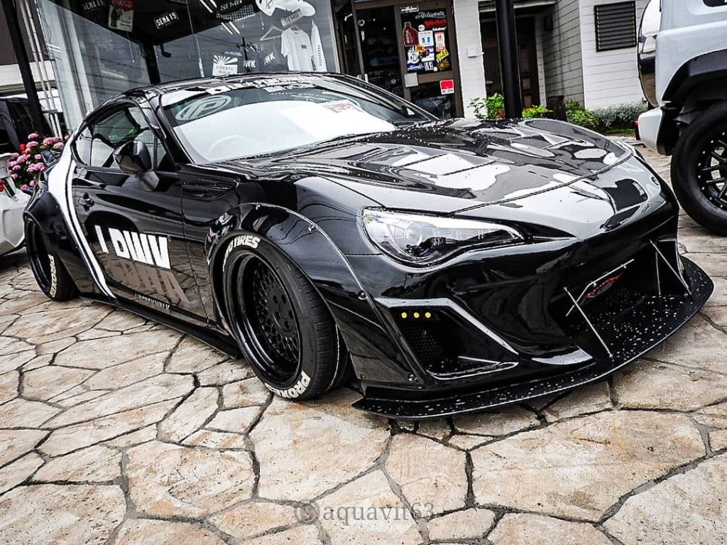 Liberty Walk FRS/86/BRZ