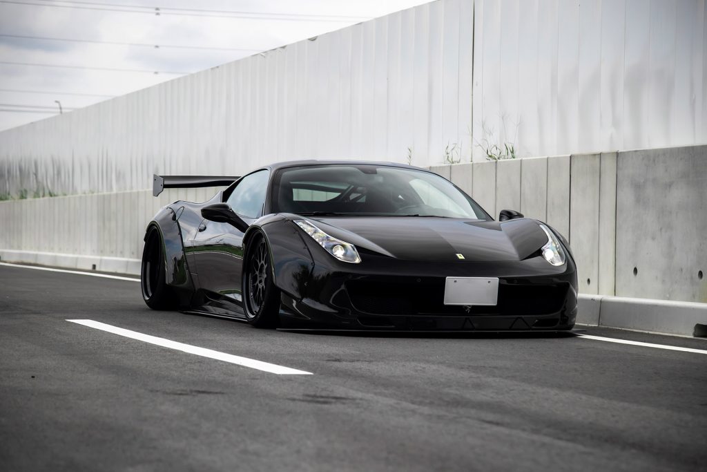 Liberty Walk Ferrari 458 wide body kit
