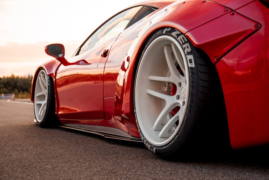 Liberty Walk Ferrari 458 wide body kit
