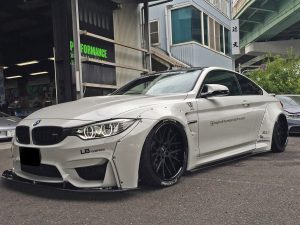 Liberty Walk BMW M4 F82