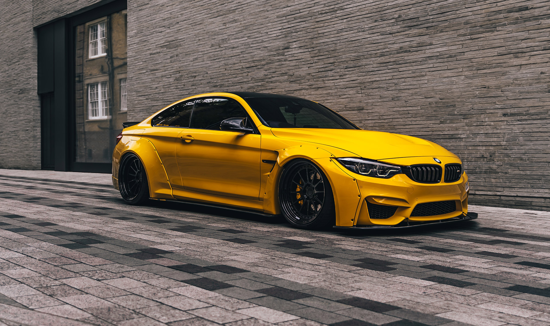 Liberty Walk BMW M4