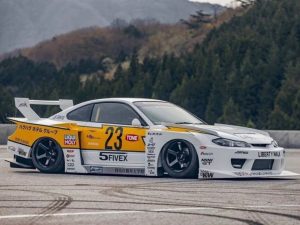 Liberty Walk Nissan S15 Silvia Widebody Kit