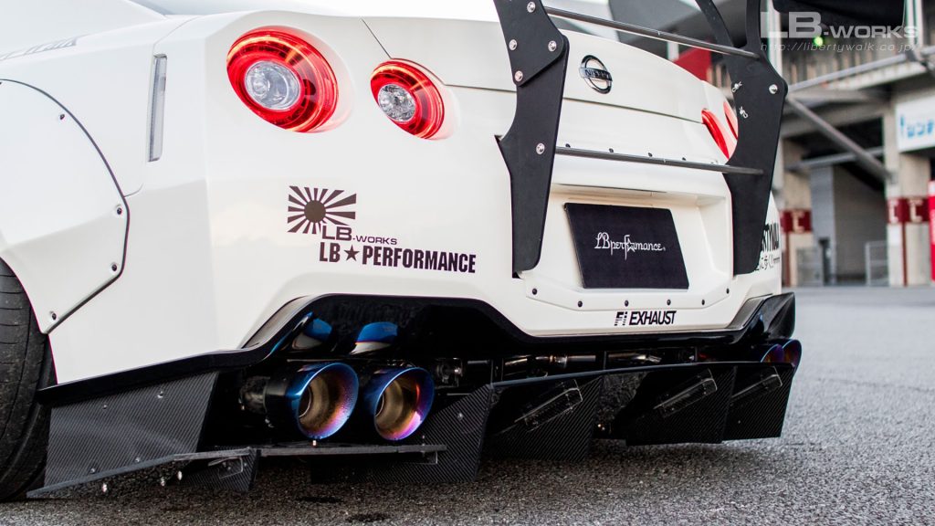 LB★Works Nissan GT-R R35 Ver. 3 Wing
