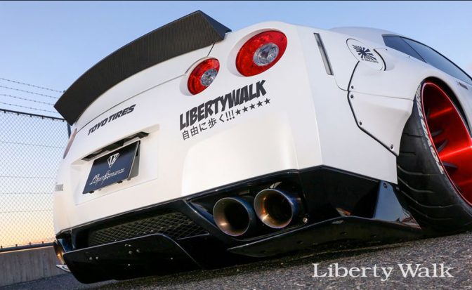 Liberty Walk Nissan GTR R35 Rear Diffuser