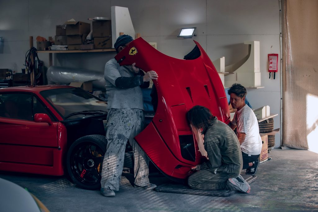 Liberty Walk Custom Ferrari F40 Official Build