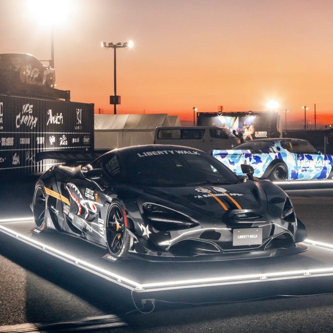 Liberty Walk McLaren 720S