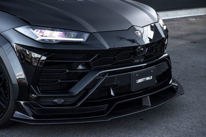 Liberty Walk Lamborghini Urus Front Diffuser