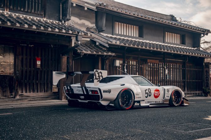 Liberty Walk Lamborghini Miura Body Kit