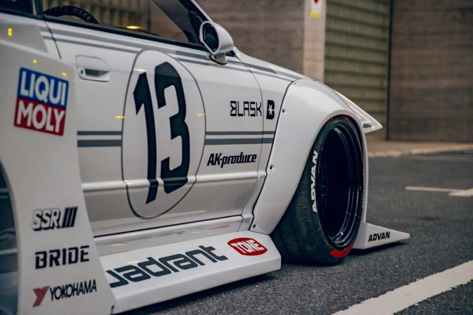 Liberty Walk Nissan R32 Skyline Body kit