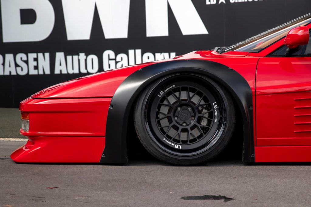 Exchange Fenders Liberty Walk Ferrari Testarossa