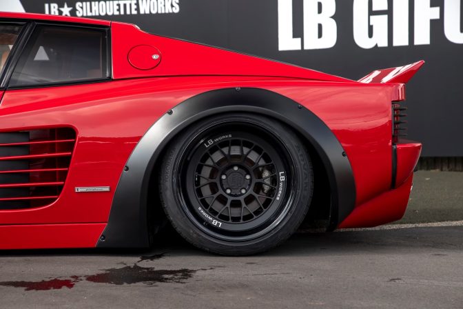 Exchange Fenders Liberty Walk Ferrari Testarossa