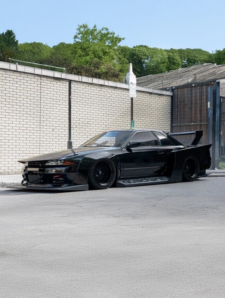 Liberty Walk Nissan R32 Widebody Kit