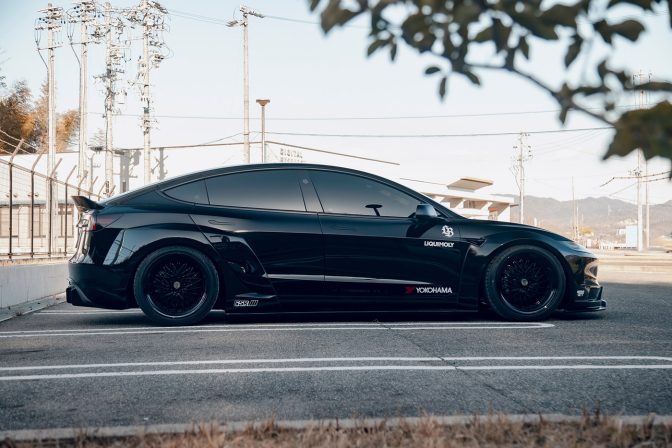 Tesla Model 3 Liberty Walk