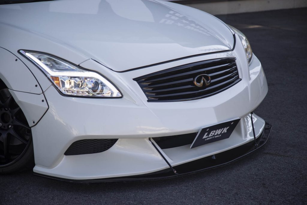 Liberty Walk Infiniti G37 Wide Body Kit