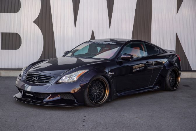 Liberty Walk Infiniti G37 Wide Body Kit