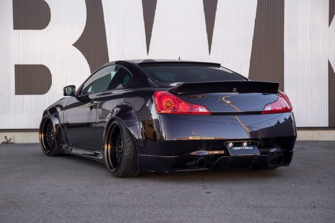 Liberty Walk Infiniti G37 Wide Body Kit