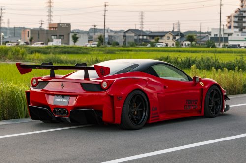 Liberty Walk LB-Silhouette WORKS Ferrari 458 GT Wide Body Kit