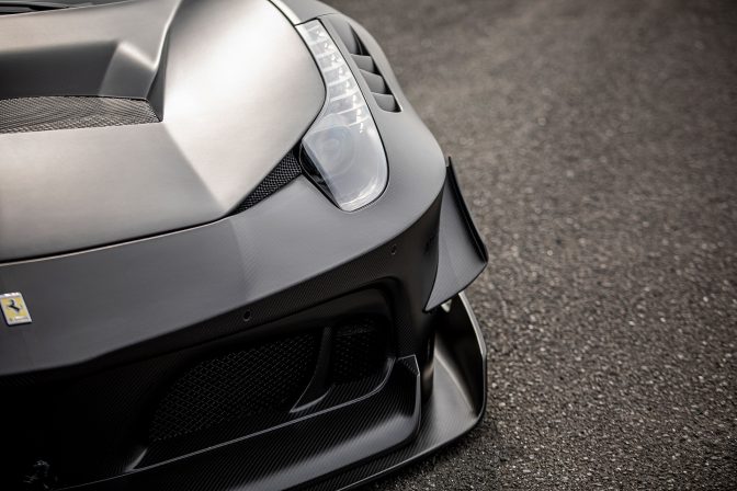 Liberty Walk LB-Silhouette WORKS Ferrari 458 GT Wide Body Kit