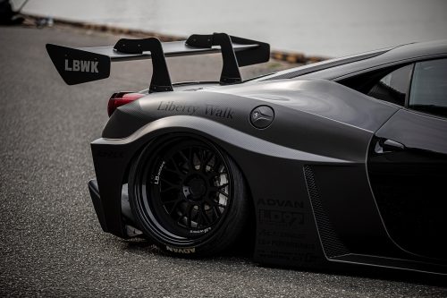 Liberty Walk LB-Silhouette WORKS Ferrari 458 GT Wide Body Kit