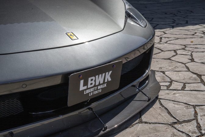 Liberty Walk Ferrari 458 wide body kit