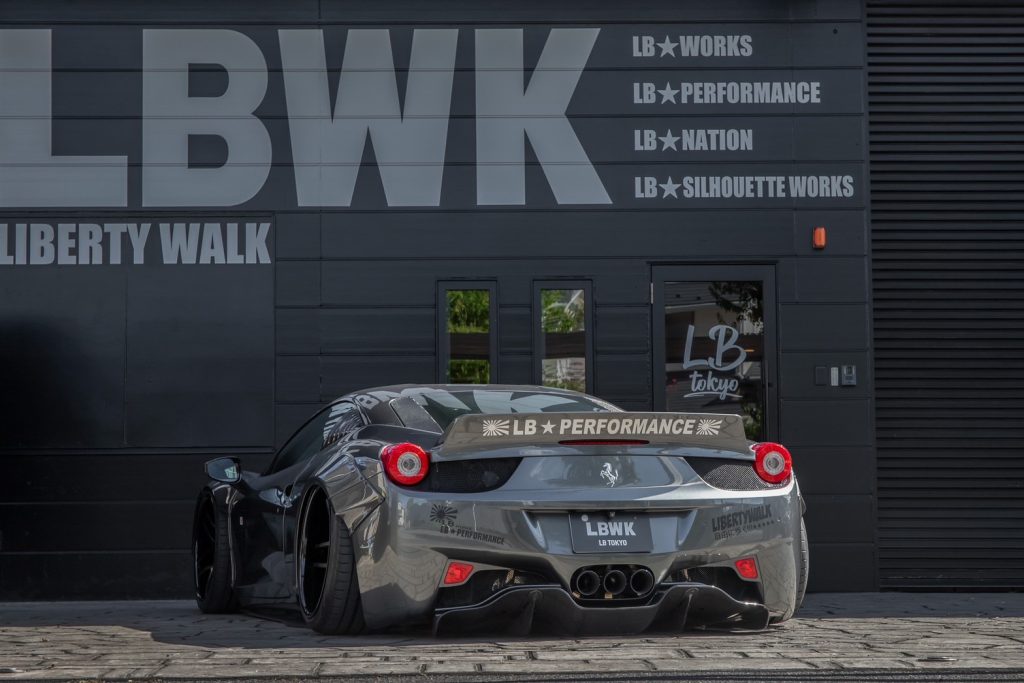 Liberty Walk Ferrari 458 wide body kit