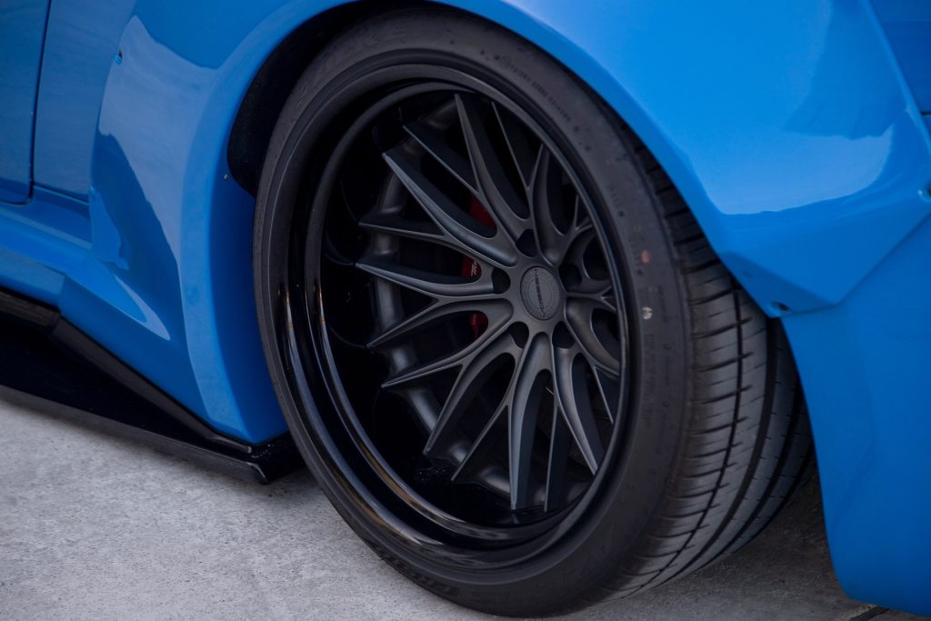 Liberty Walk Maserati GranTurismo Body Kit