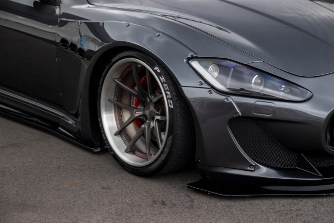 Liberty Walk Maserati GranTurismo Body Kit