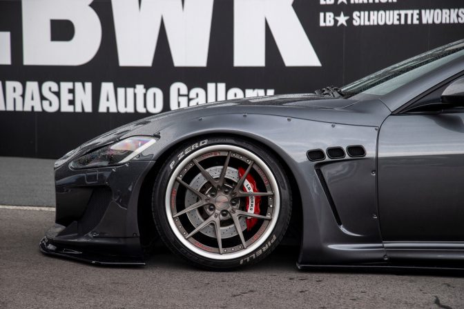 Liberty Walk Maserati GranTurismo Body Kit