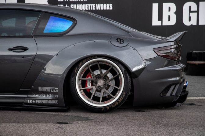 Liberty Walk Maserati GranTurismo Body Kit