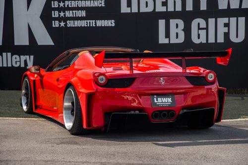 Liberty Walk LB-Silhouette WORKS Ferrari 458 GT Wide Body Kit