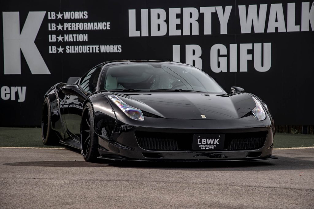 Liberty Walk Ferrari 458 wide body kit