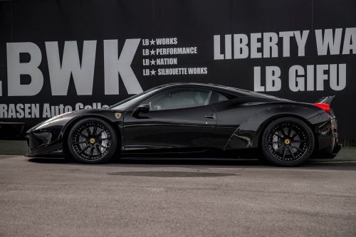 Liberty Walk Ferrari 458 wide body kit
