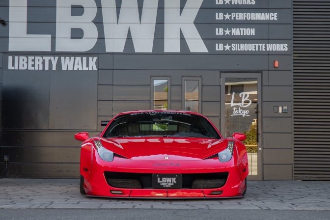 Liberty Walk Ferrari 458 wide body kit