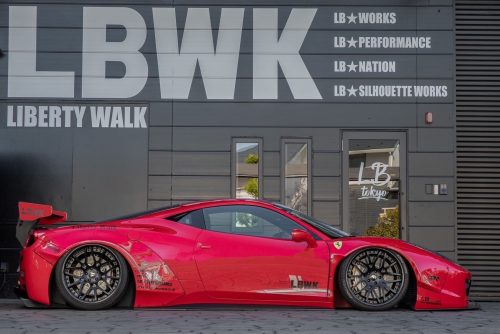 Liberty Walk Ferrari 458 wide body kit